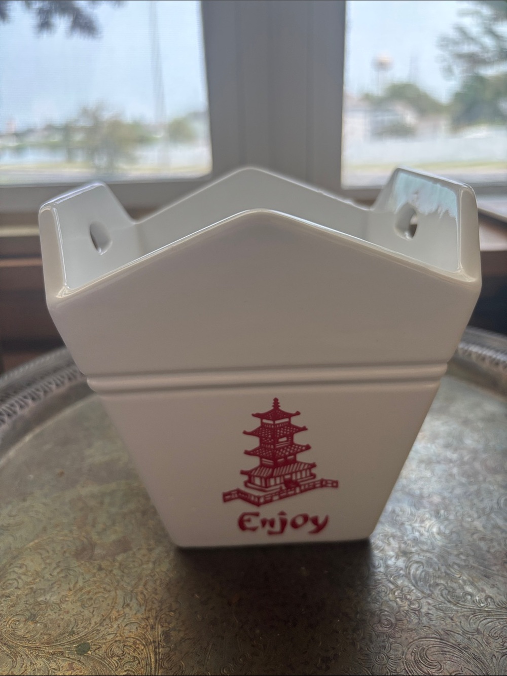 White Ceramic Takeout Style Container with Red Pagoda Graphic